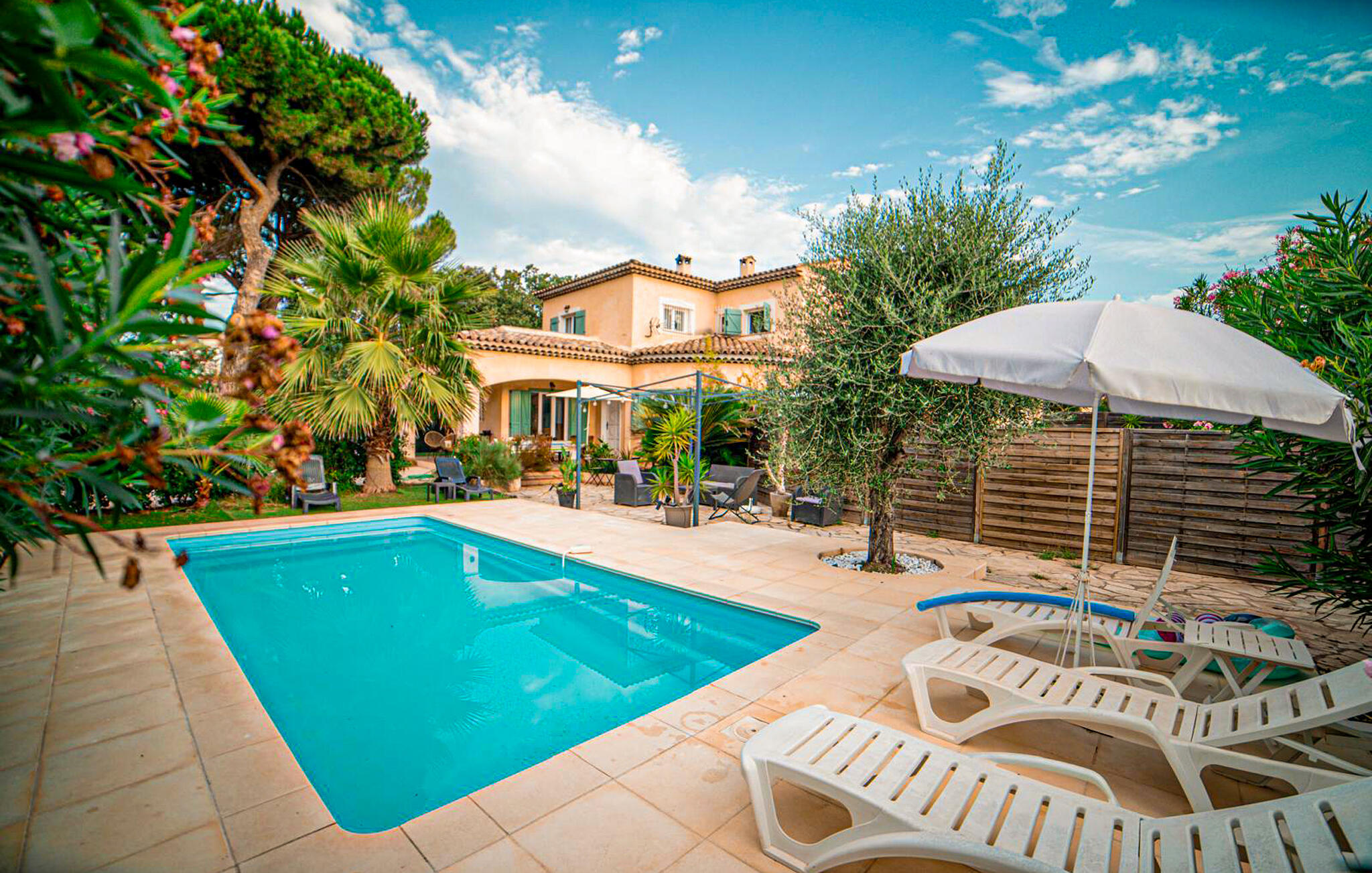 Vakantiehuis met privé zwembad in Frejus (Frankrijk) voor 6 personen