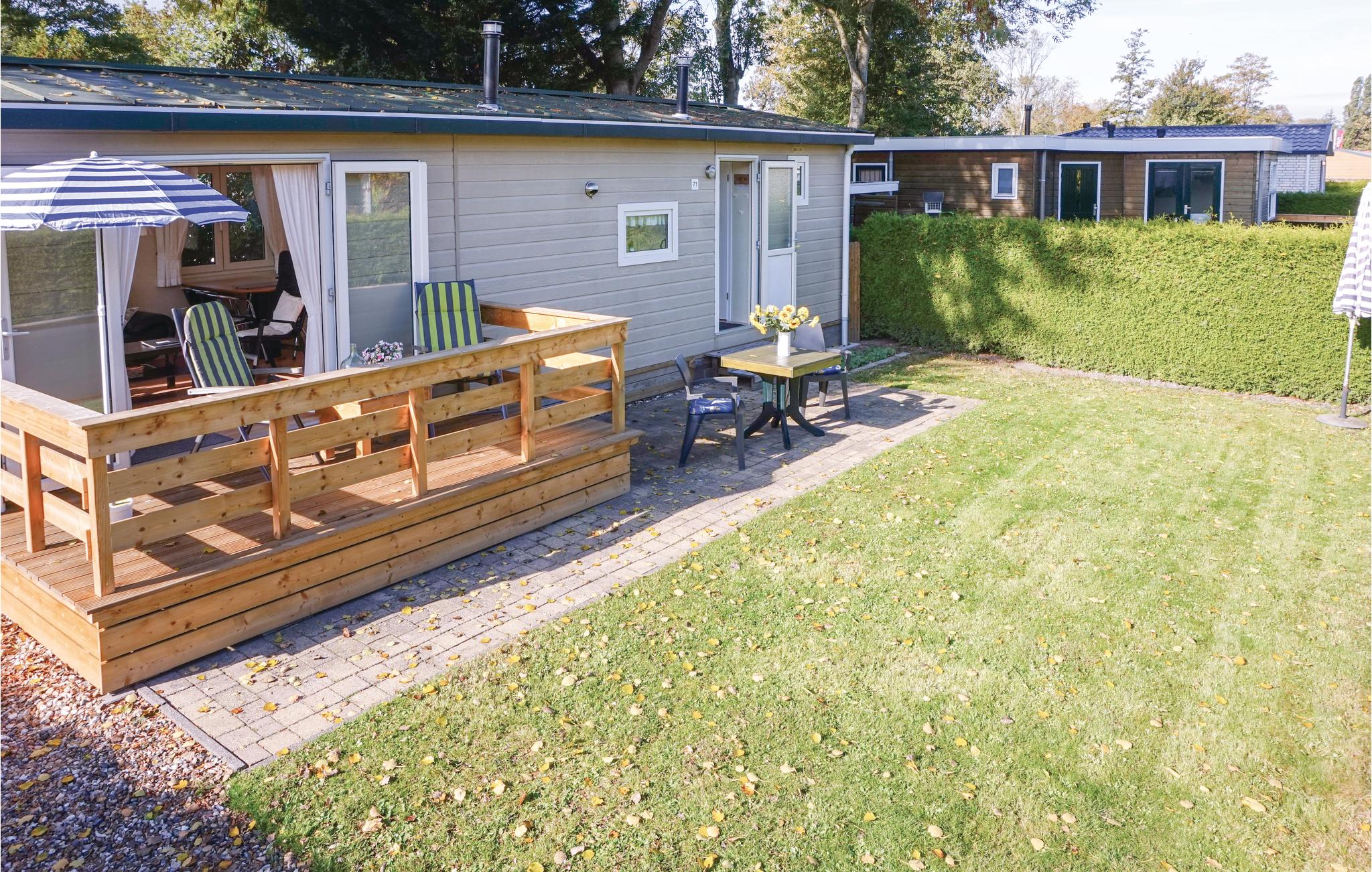 Vakantiehuis met zwembad in Tzummarum (Nederland) voor 4 personen