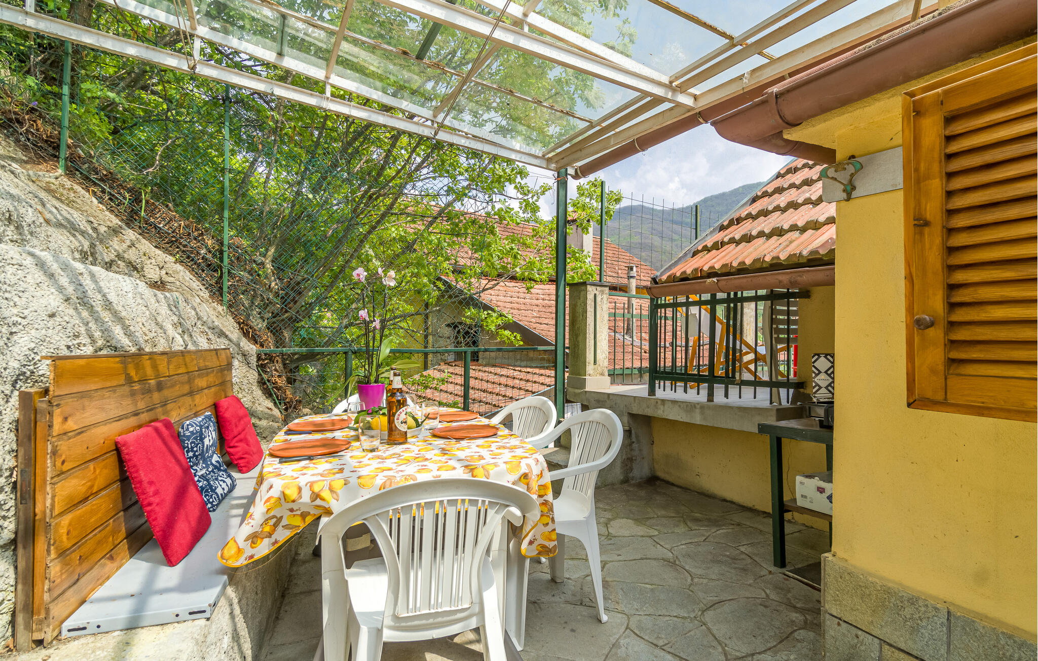 Ferienhaus in Savignone (Italien) und 1 Hund erlaubt