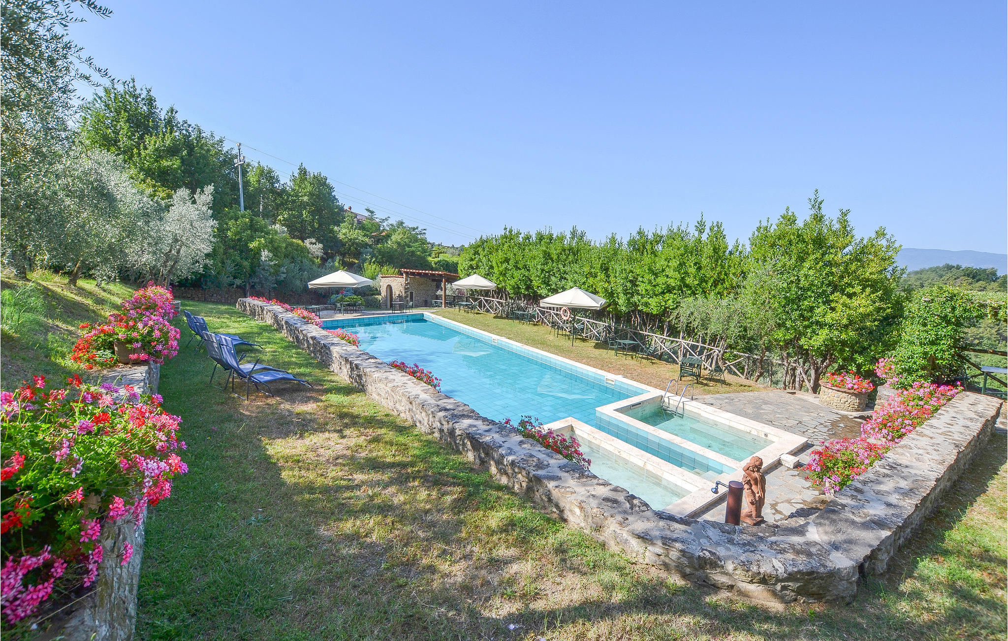 Vakantiehuis met zwembad in Castelfranco di Sopra (Italië) voor 12 personen