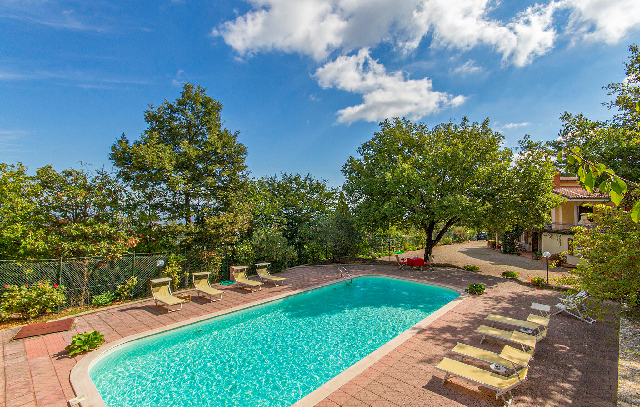 Ferienhaus mit umzäuntem Garten in Monte San Savino (Italien) und 1 Hund erlaubt