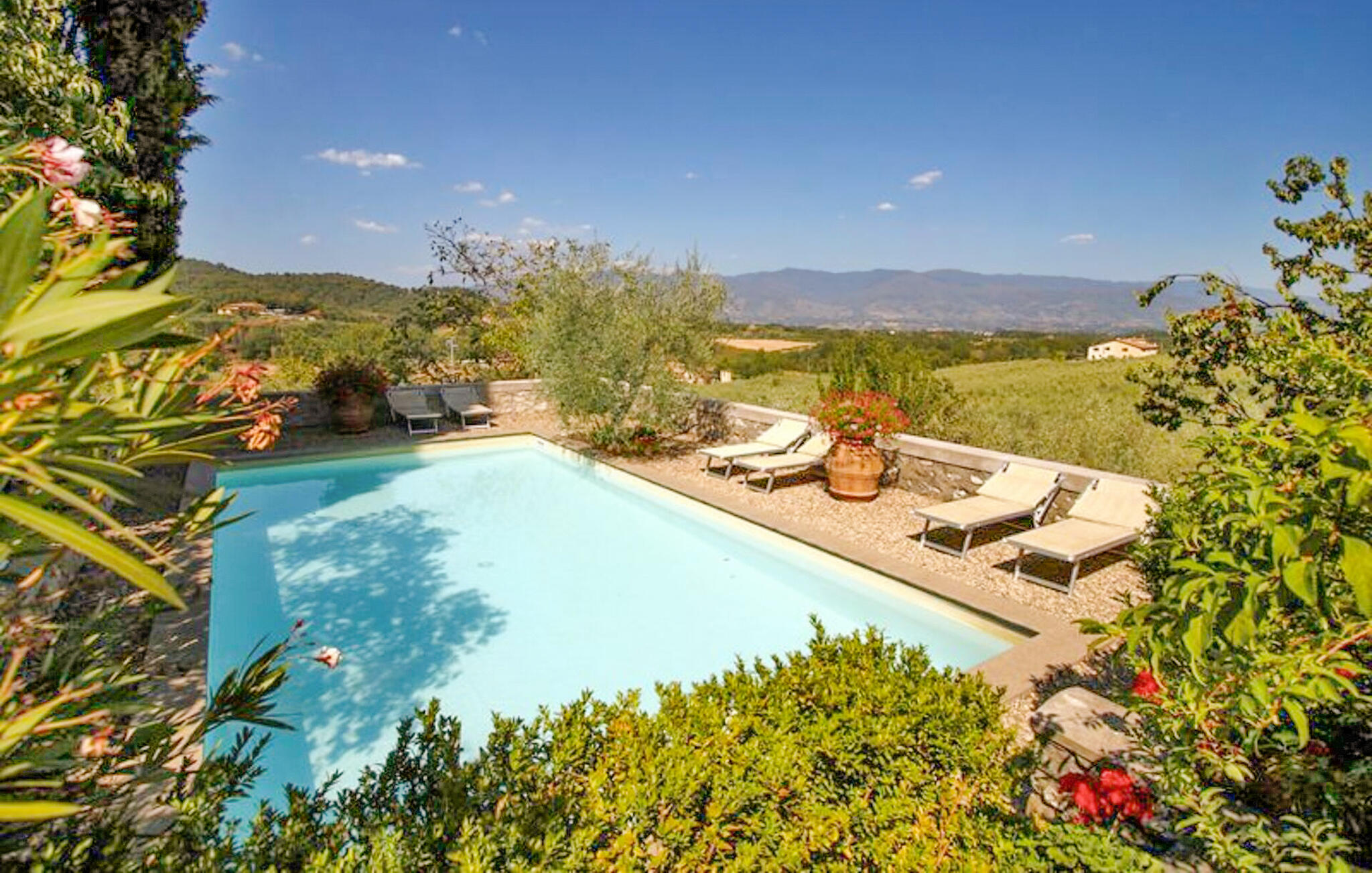 Vakantiehuis met omheinde tuin in Figline Valdarno (Italië) 1 hond is welkom