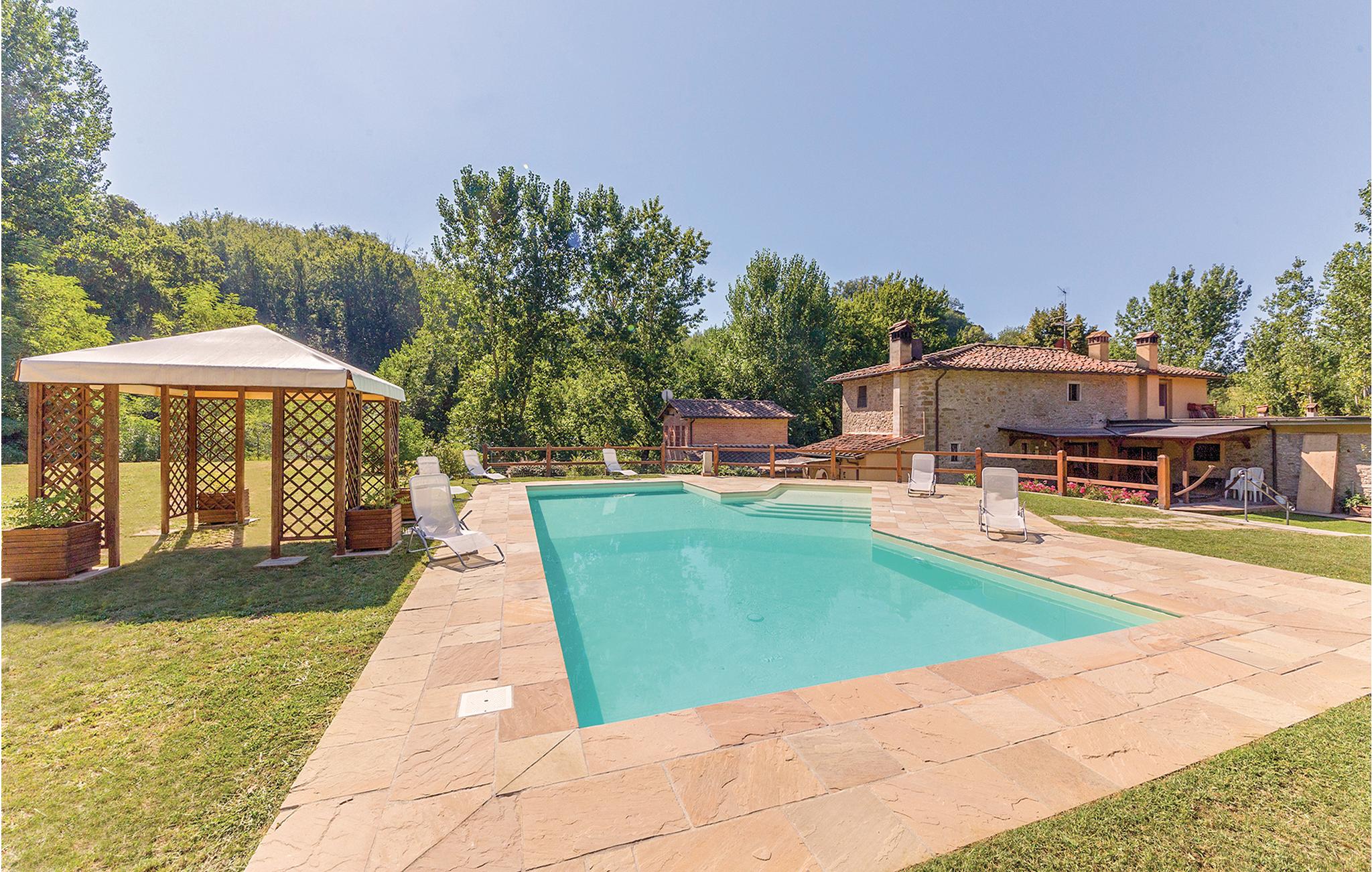 Vakantiehuis met zwembad in Reggello (Italië) voor 6 personen