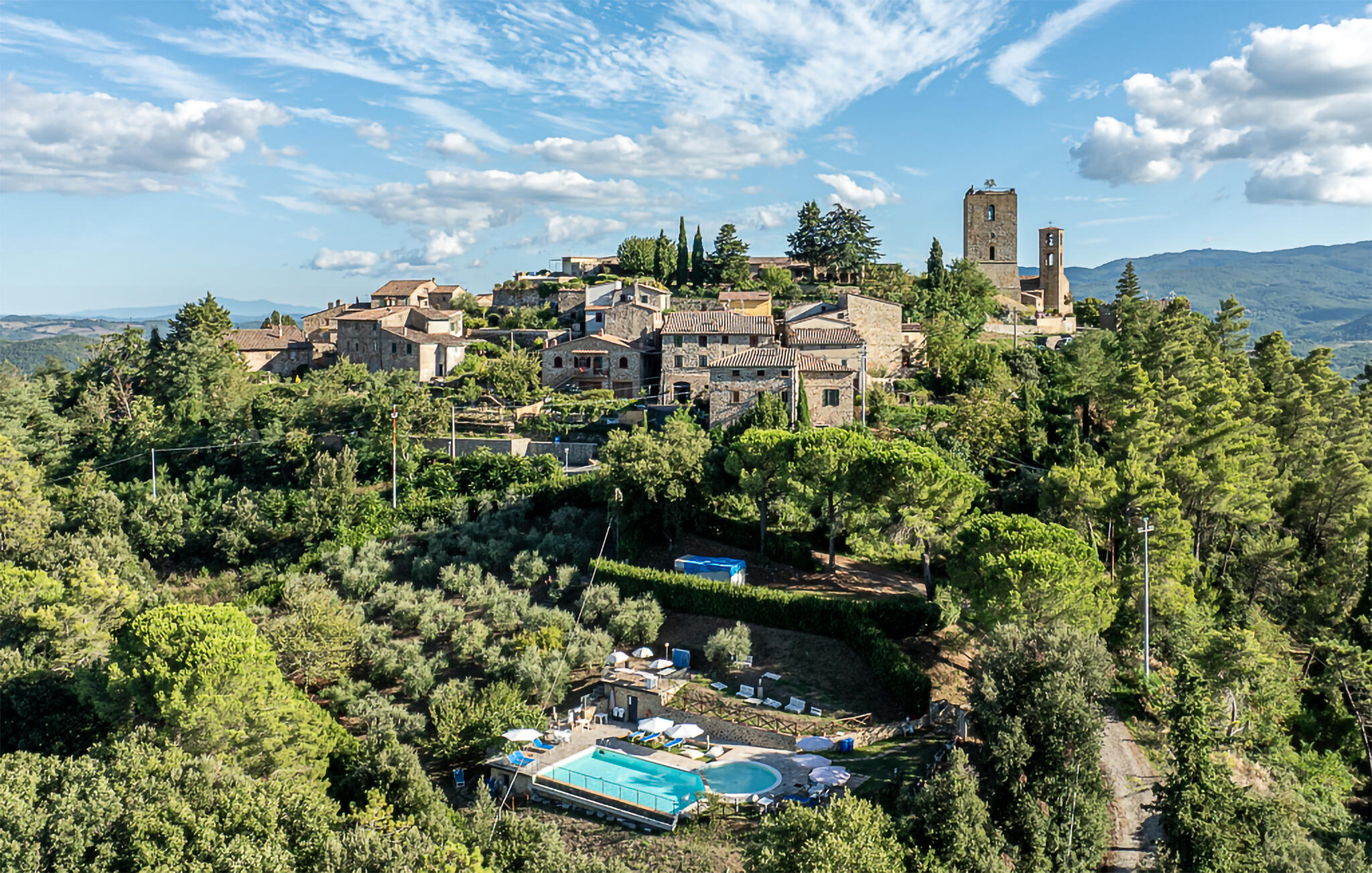 Ferienhaus mit umzäuntem Garten in Montecastelli Pisano (Italien) und 1 Hund erlaubt
