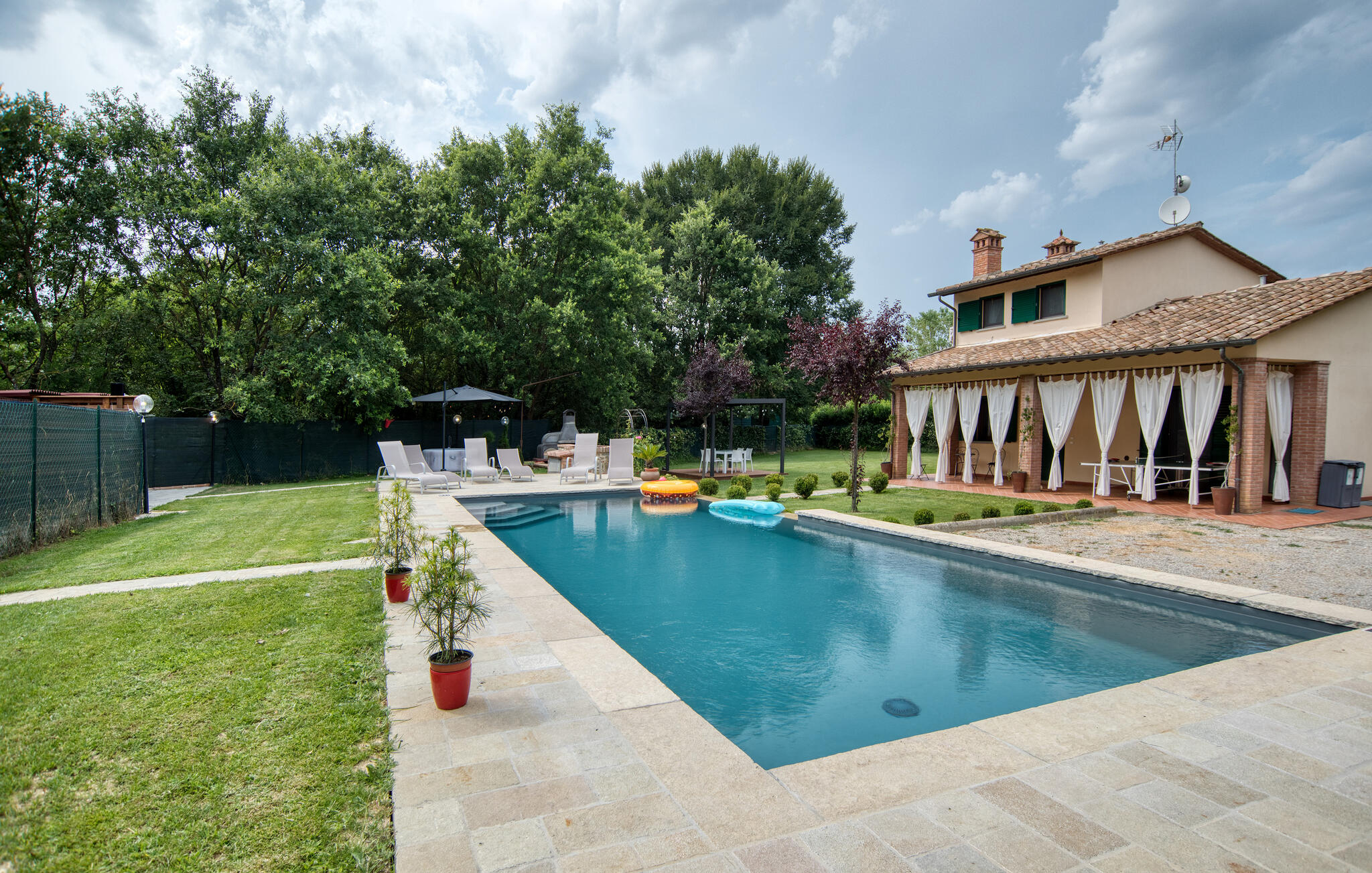 Vakantiehuis met privé zwembad in Castiglion Fiorentino (Italië) voor 9 personen