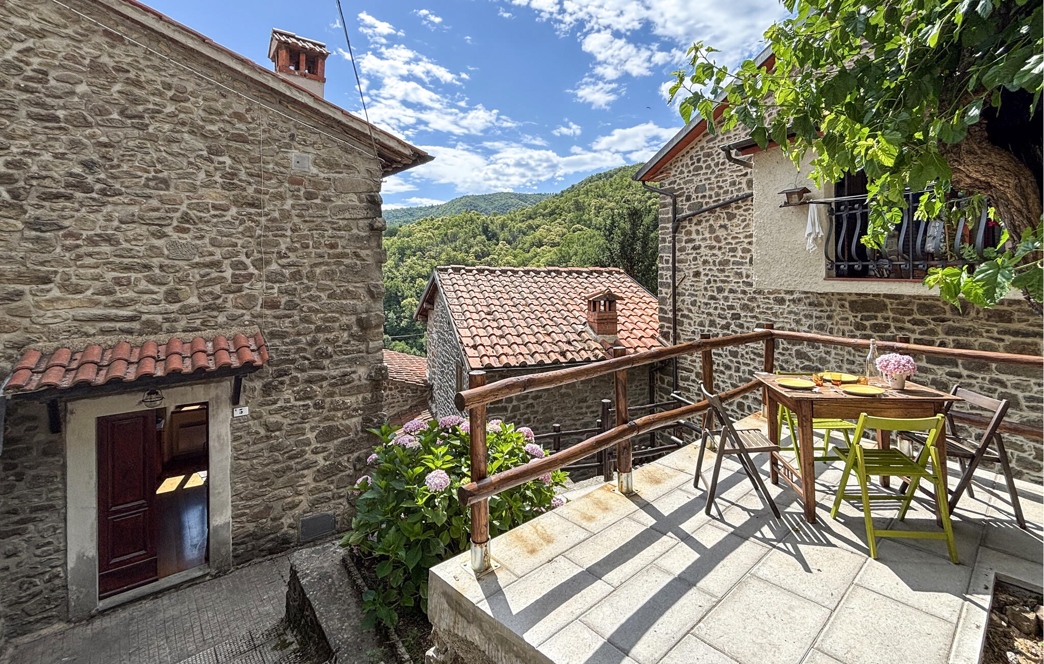 Vakantiehuis in Raggiolo (Italië) 1 hond is welkom