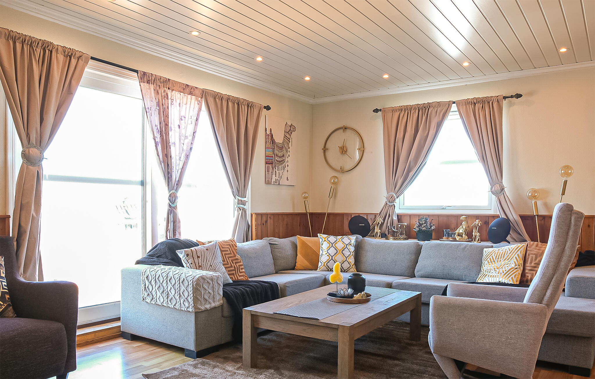 Accommodation image