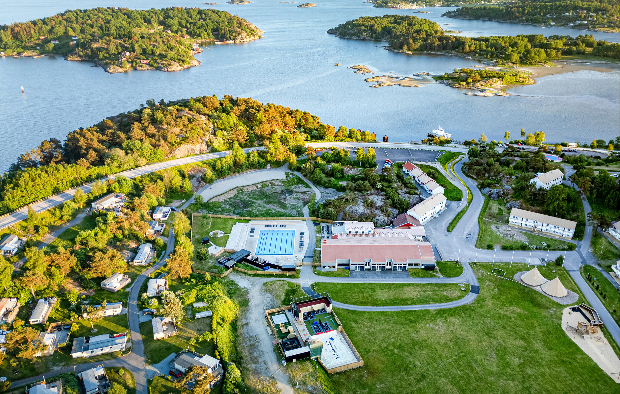 Vakantiehuis met zwembad in Tjörnbro Arena (Zweden) voor 6 personen