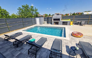 Holiday Home - Zagreb-Sesvete , Croatia - CCZ265 1