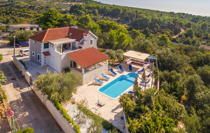 Holiday Home - Brac-Milna , Croatia - CDB661 1