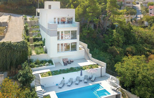 Holiday Home - Split-Strozanac , Croatia - CDC102 1