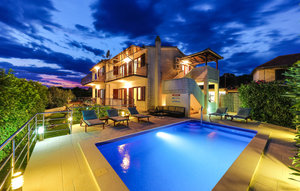 Holiday Home - Trogir-Vrsine , Croatia - CDC483 1