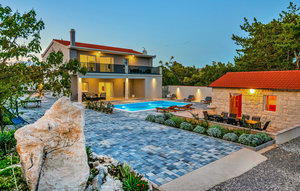 Holiday Home - Makarska-Zadvarje , Croatia - CDC554 1