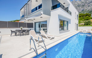 Holiday Home - Makarska , Croatia - CDC632 1