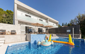 Holiday Home - Split-Srinjine , Croatia - CDC686 1