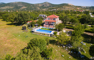 Holiday Home - Split-Dugopolje , Croatia - CDE318 1