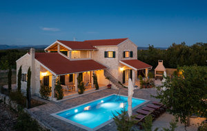 Holiday Home - Sibenik-Pakovo Selo , Croatia - CDJ649 1