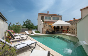 Holiday Home - Pula-Kavran , Croatia - CIK497 1