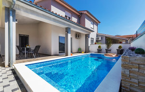 Semesterhus - Pula-Skatari , Kroatien - CIR336