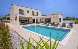 Holiday Home - Pula - Loborika , Croatia - CIR711 1