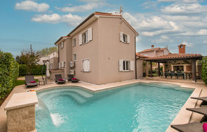 Holiday Home - Pula-Loborika , Croatia - CIS225 1