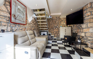 Holiday Home - Krnica-Mutvoran , Croatia - CIS227 1