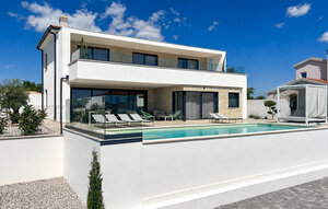 Holiday Home - Sveti Lovrec , Croatia - CIS432 1