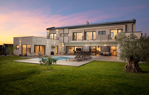 Holiday Home - Rovinj-Bale , Croatia - CIV902 1