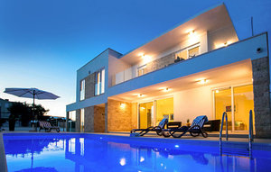Holiday Home - Rogoznica , Croatia - CLD122 1
