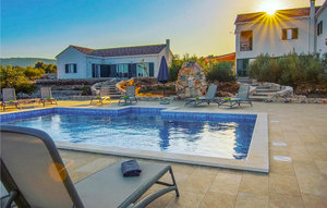 Holiday Home - Brac/Pucisca , Croatia - CLD203 1