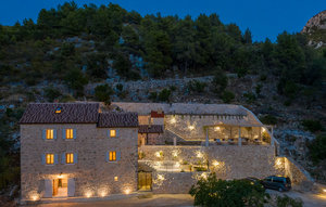 Holiday Home - Hvar , Croatia - CLD209 1