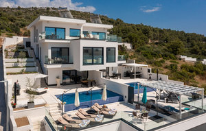 Holiday Home - Rogoznica , Croatia - CLD354 1