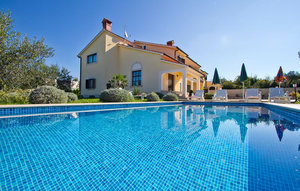 Holiday Home - Tinjan , Croatia - CLI227 1