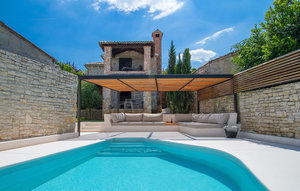 Holiday Home - Tinjan , Croatia - CLI380 1