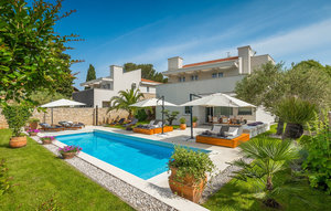 Holiday Home - Rovinj-Rovinjsko Selo , Croatia - CLI477 1