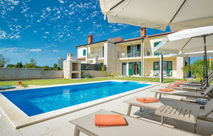 Holiday Home - Visnjan-Kastelir-Labinci , Croatia - CLI552 1
