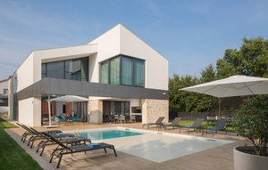 Holiday Home - Liznjan , Croatia - CLI622 1