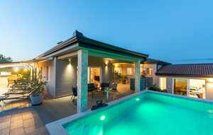 Holiday Home - Novigrad-Nova Vas , Croatia - CLI642 1
