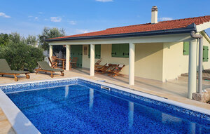 Holiday Home - Trogir-Seget Gornji , Croatia - CSC647 1