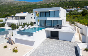 Holiday Home - Split - Podstrana , Croatia - CSC752 1