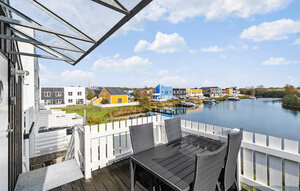 Feriehuse - Øer Strand , Danmark - D04223