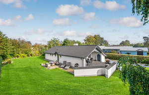 Holiday Home - Pøt Strandby , Denmark - D88166 1