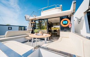 Houseboat - Martinshafen , Germany - DMV925 1