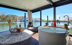 Houseboat - Martinshafen , Germany - DMV931 1