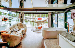 Houseboat - Martinshafen , Germany - DMV931 1