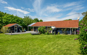 Semesterhus - Munkerup Strand , Danmark - E03308