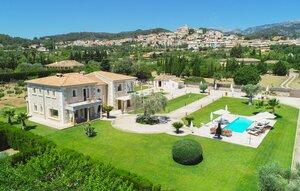 Holiday Home - Ses Rentadores, Selva , Spain - EMF386 1