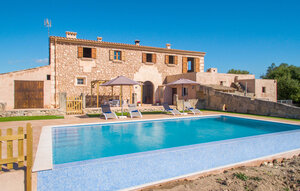 Holiday Home - Sa Font Authentic, Petra , Spain - EMF683 1