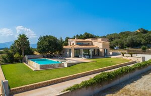 Holiday Home - Dalt Son Morro, Santa Margalida , Spain - EMF808 1