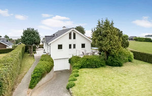 Holiday Home - Hejlsminde , Denmark - F04122 1